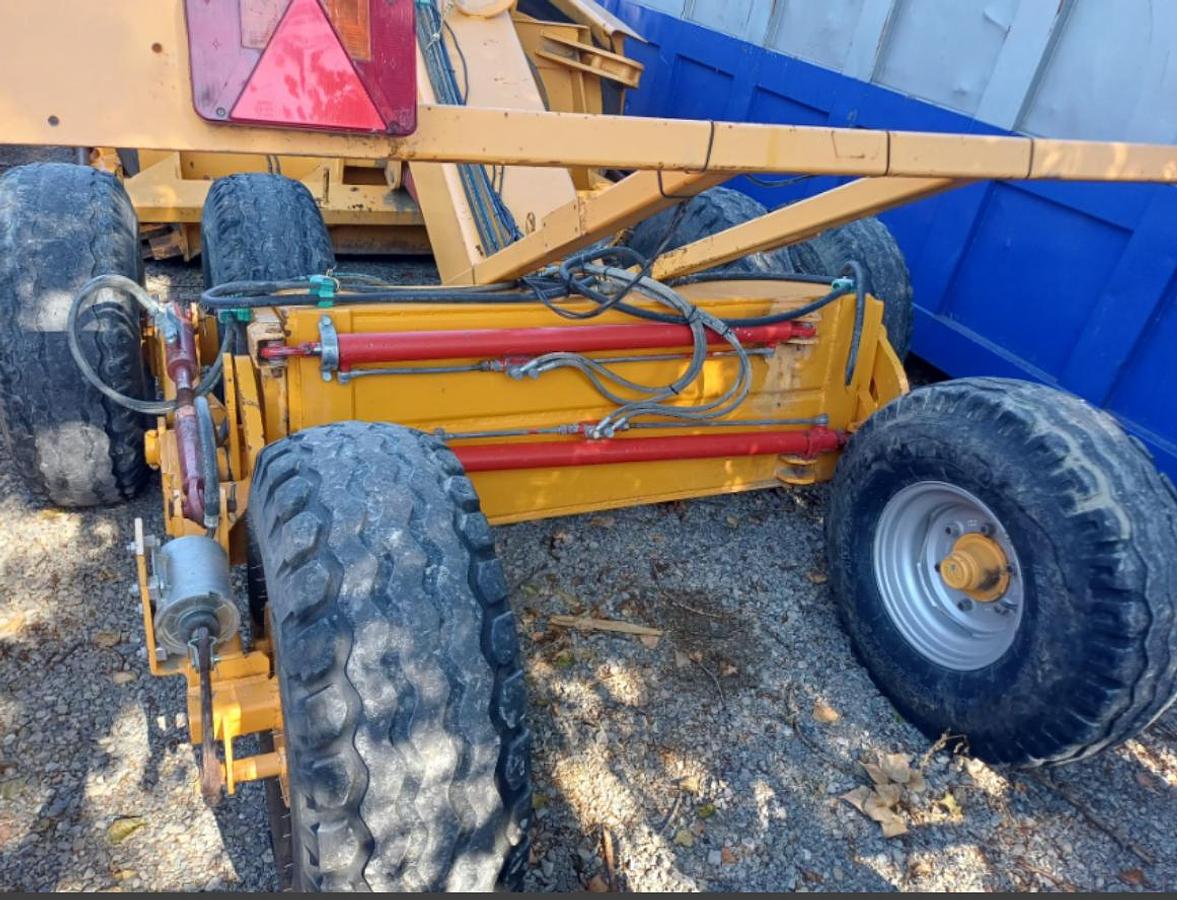 Usato LAMA LIVELLATRICE MARCHIO MARA