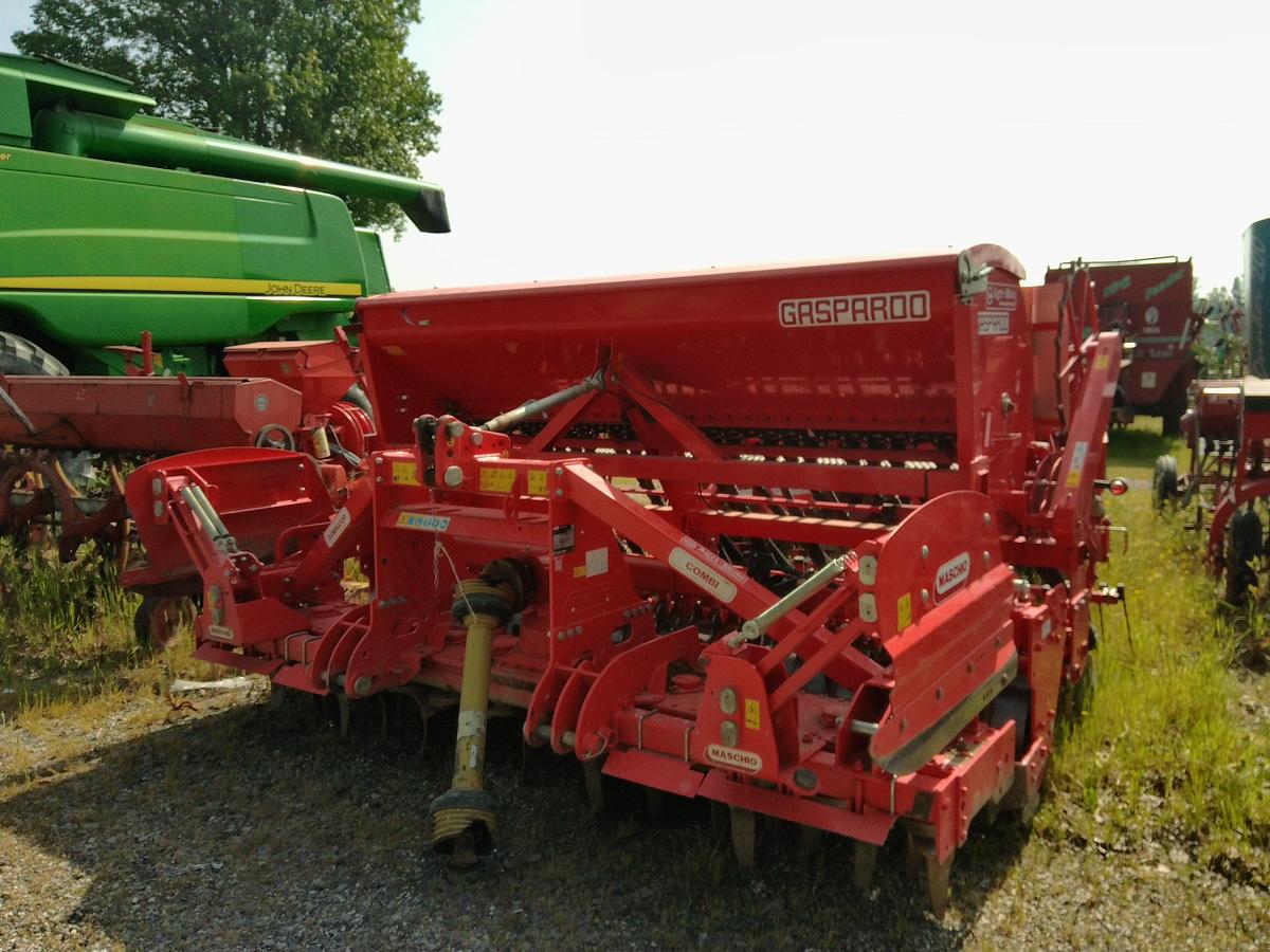 Usato SEMINATRICE COMBINATA MASCHIO MOD. DAMA 300/24, CON ERPICE ROTANTE DOMINATOR 3000. c/prova bonaccorsi