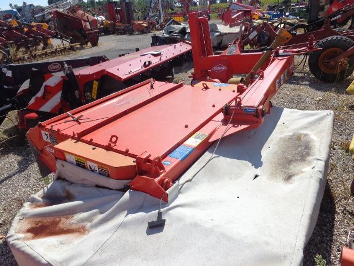 Usato FALCIACONDIZIONATRICE PORTATA LATERALE KUHN FC 202