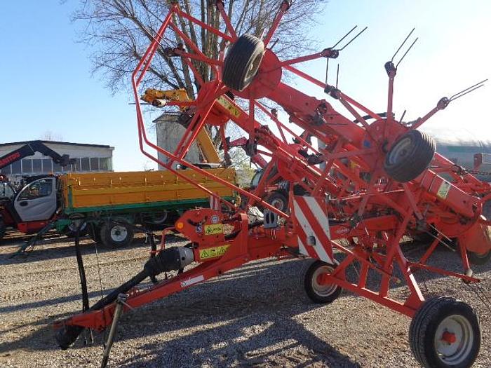 Usato GIRASPANDIVOLTAFIENO KUHN GF 7802 T