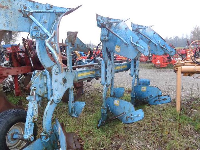 Usato ARATRO NARDI TRIVOMERE