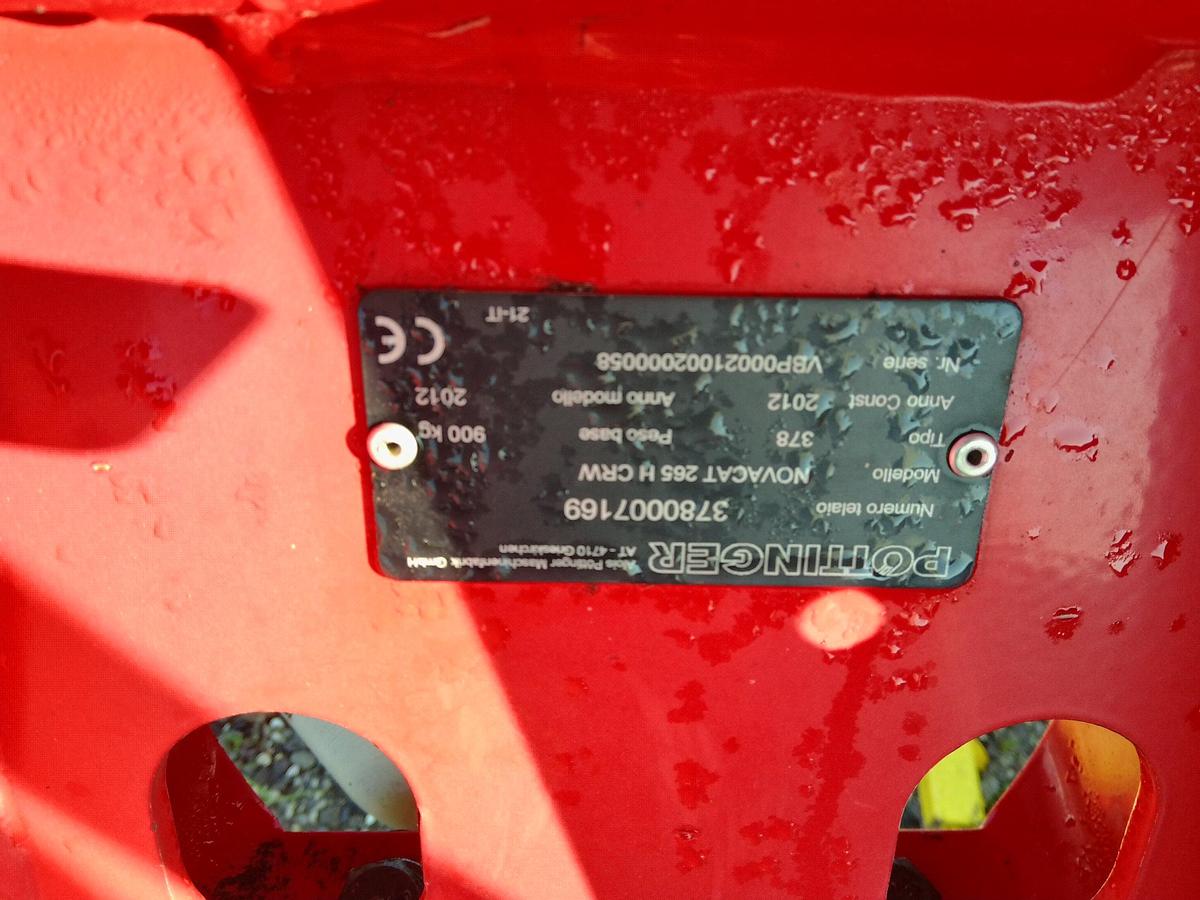 Usato FALCIACONDIZIONATRICE POTTINGER 265 H CRW