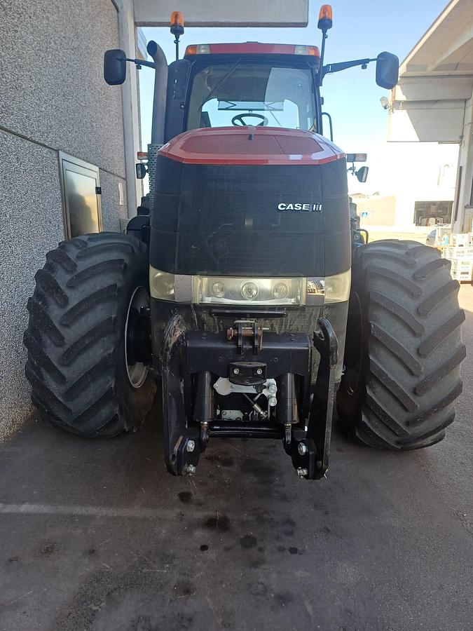 Usato TRATTORE CASE MAGNUM 370