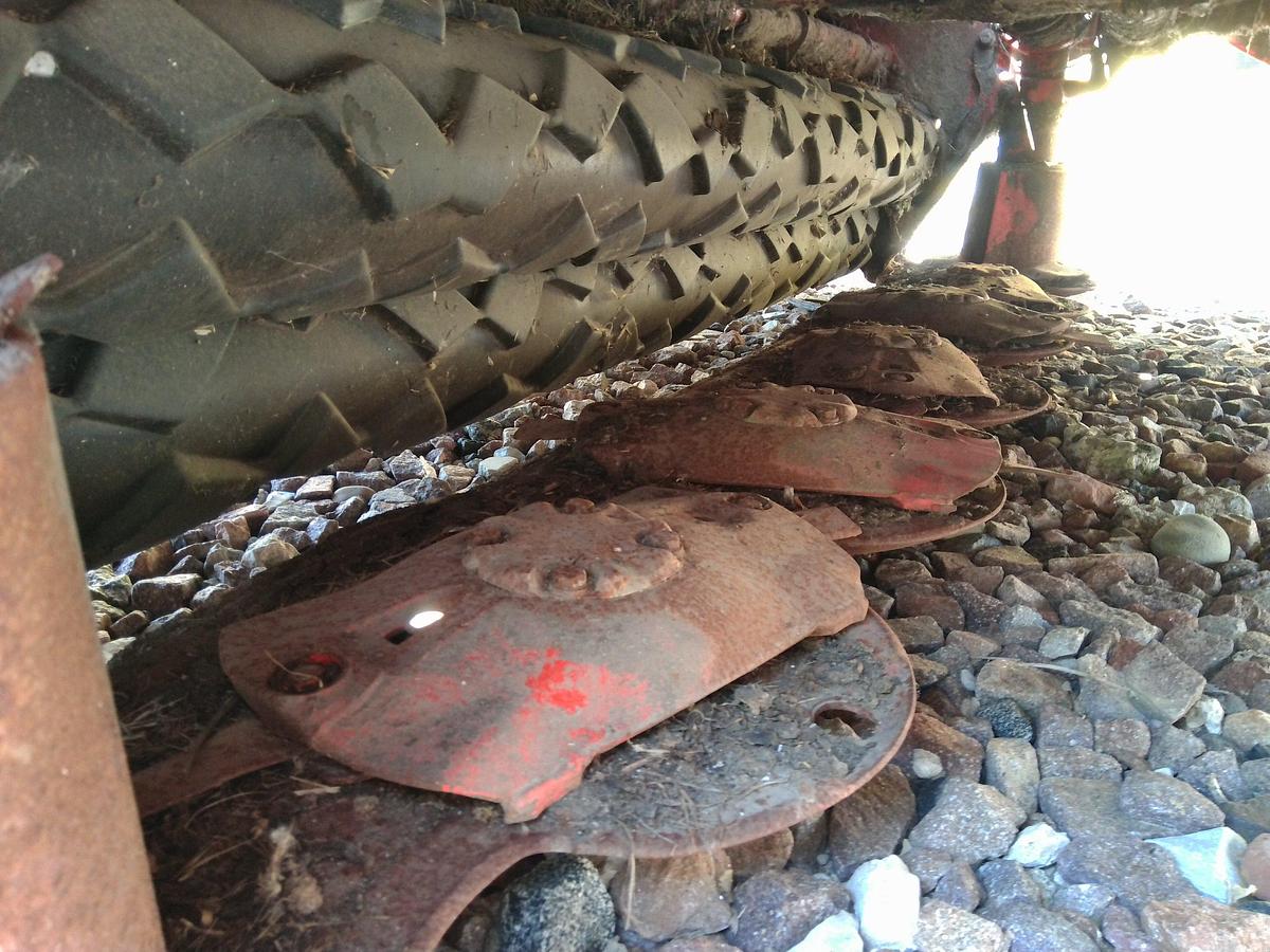 Usato FALCIACONDIZIONATRICE FRONTALE KUHN 3125