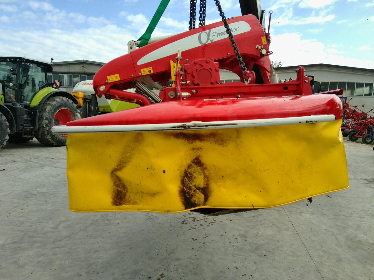 Usato FALCIACONDIZIONATRICE FRONTALE POTTINGER NOVACAT 301