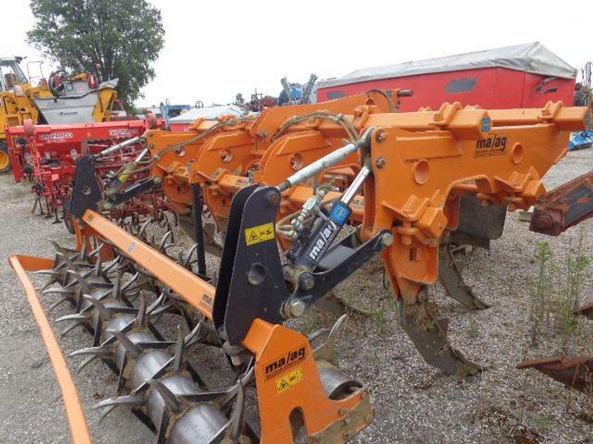 Usato ESTIRPATORE/DISSODATORE MAAG 7 ANCORE