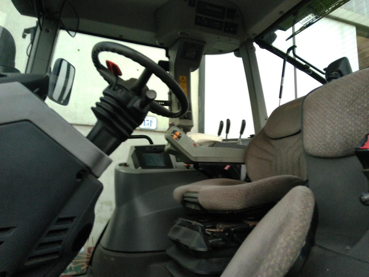 Usato TRATTORE CLAAS ARION 510 CEBIS