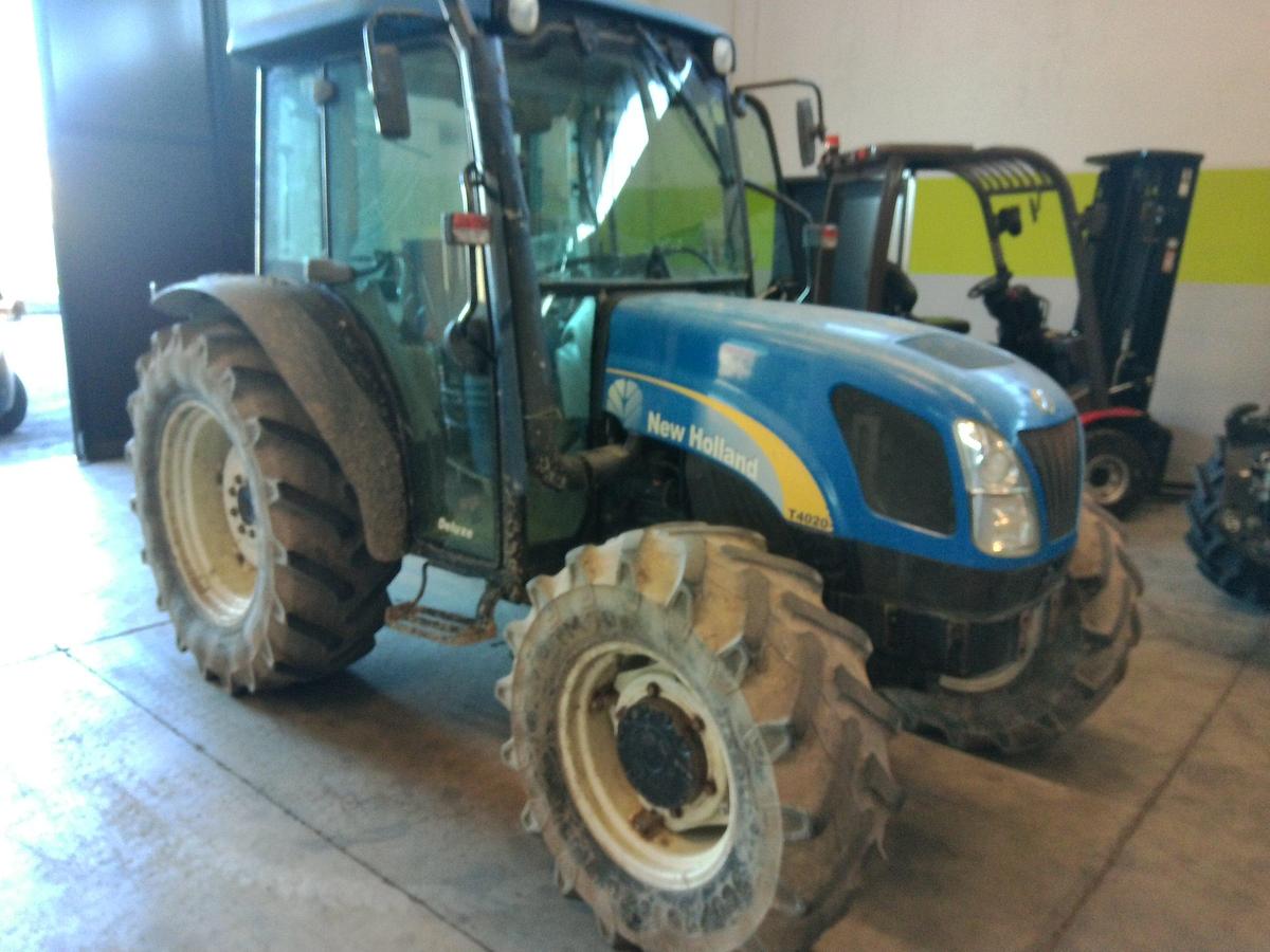 Usato TRATTORE NEW HOLLAND 4020 DT