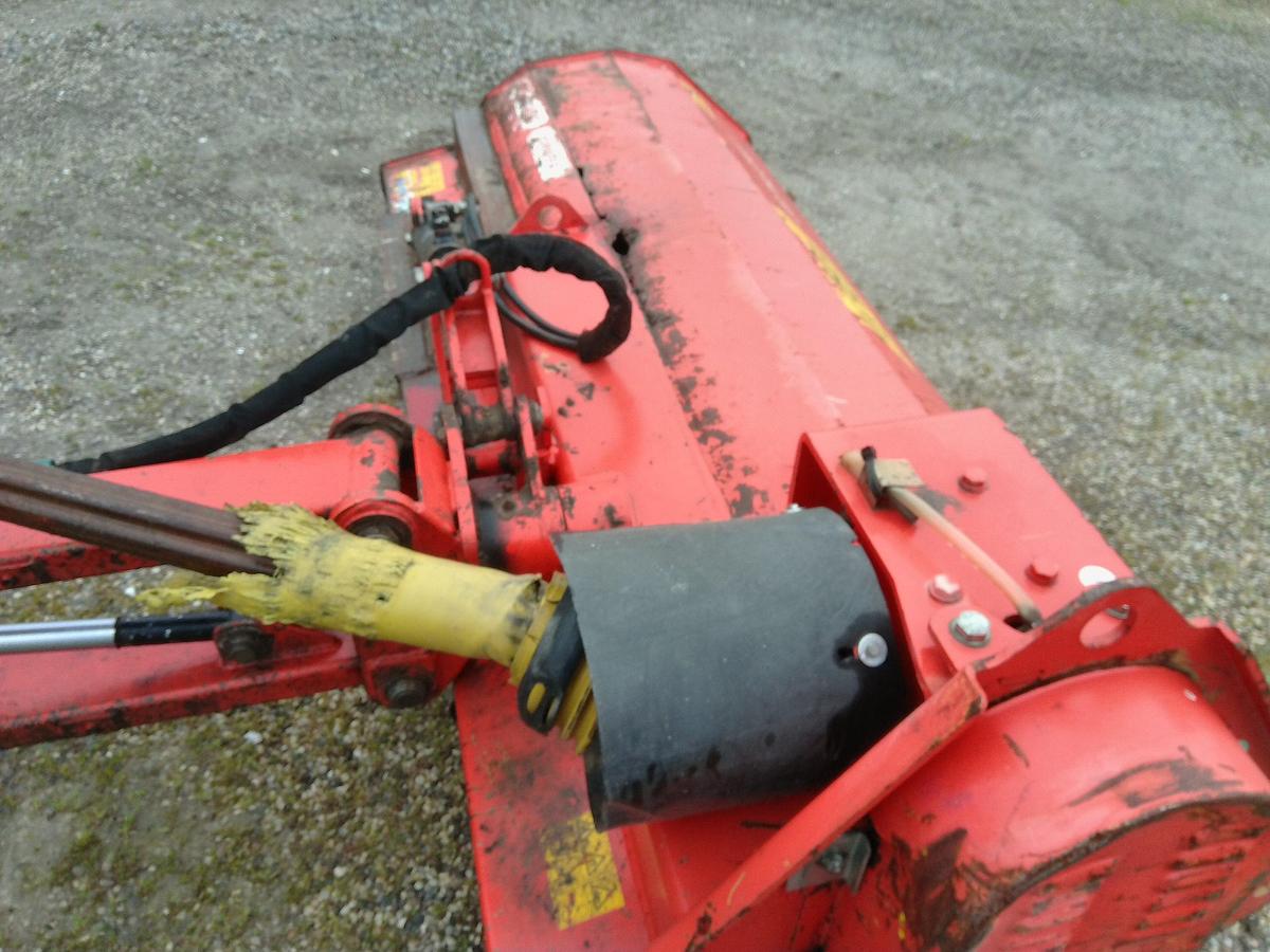 Usato TRINCIA MASCHIO