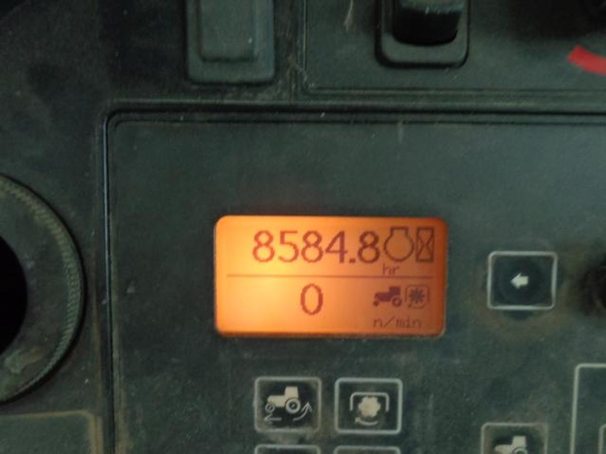 Usato TRATTORE JD 8330