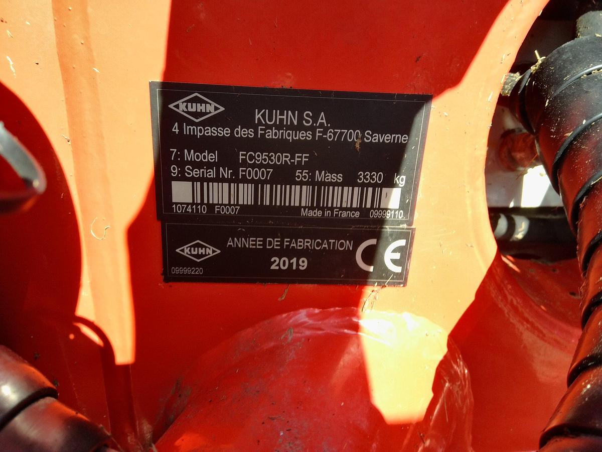 Usato FALCIACONDIZIONATRICE POSTERIORE KUHN 9530