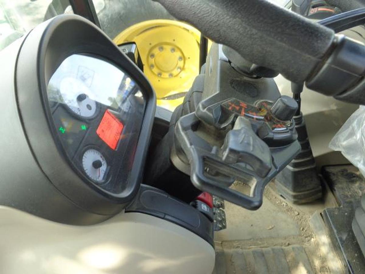 Usato TRATTORE MASSEY FERGUSON 4710M DT