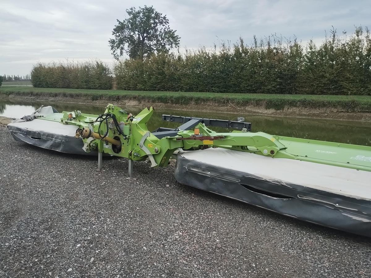 Usato FALCIACONDIZIONATRICE CLAAS DISCO 8200