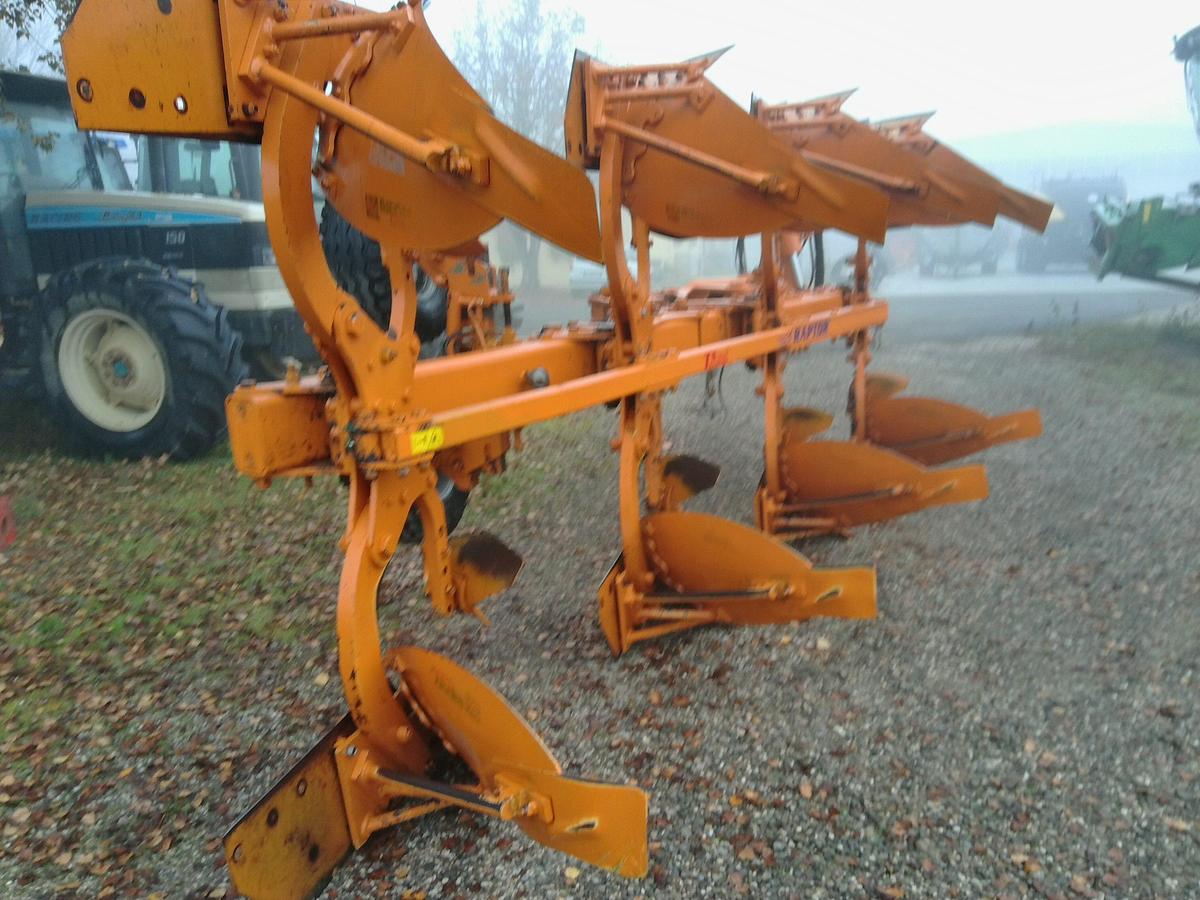 Usato ARATRO MORO MOD.QRV 20