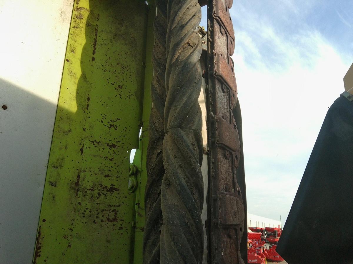Usato FALCIACONDIZIONATRICE CLAAS DISCO 8400