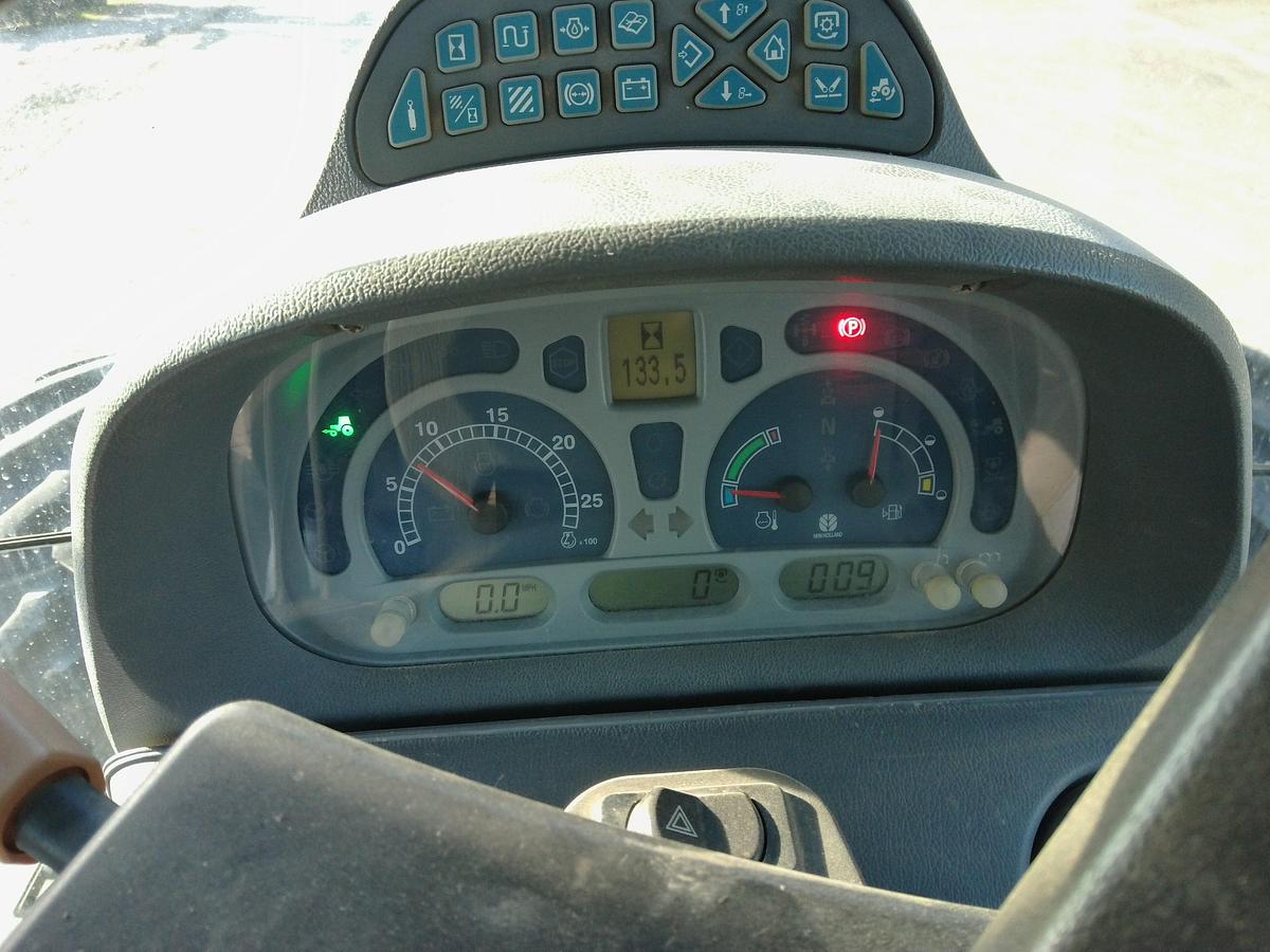 Usato TRATTORE NEW HOLLAND MOD. T 7030