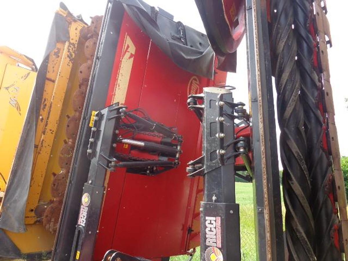 Usato FALCIACONDIZIONATRICE VICON MCR 9.50/10.50