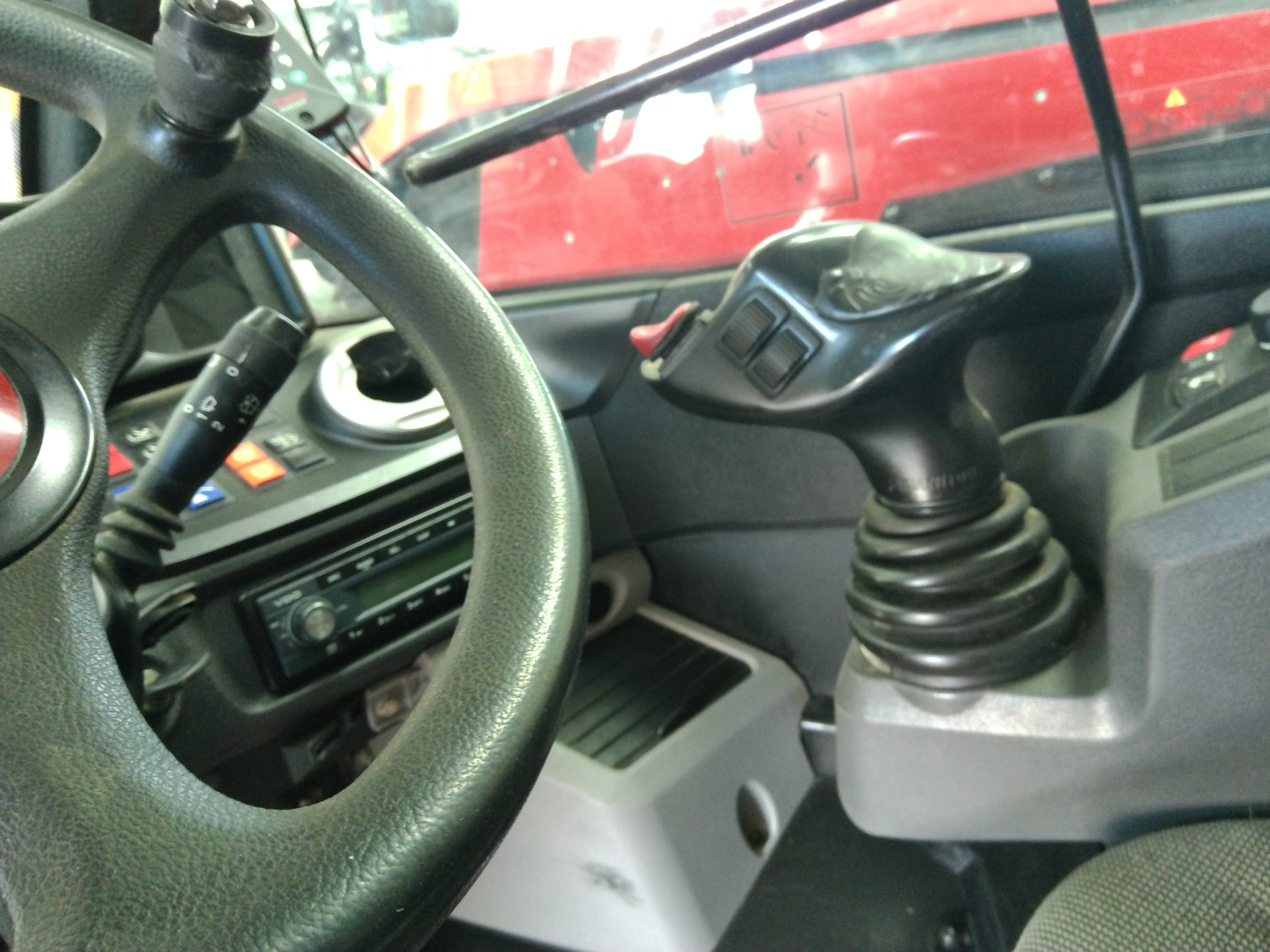 Usato SOLLEVAATORE MANITOU 730 115 V CP