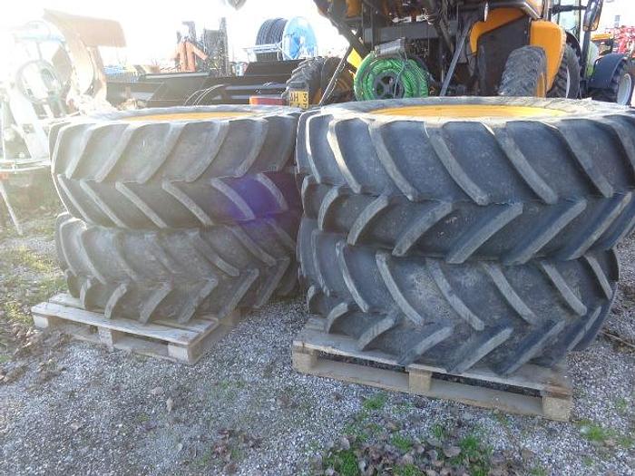 Usato IRRORATORE SEMOVENTE IBIS 2500