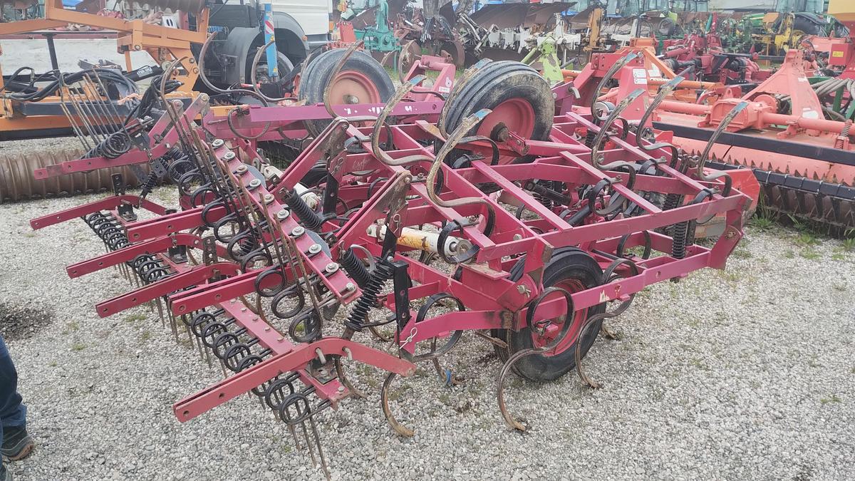 Usato VIBRO KONSKILDE DA 4 MT CON RULLI E PETTINE