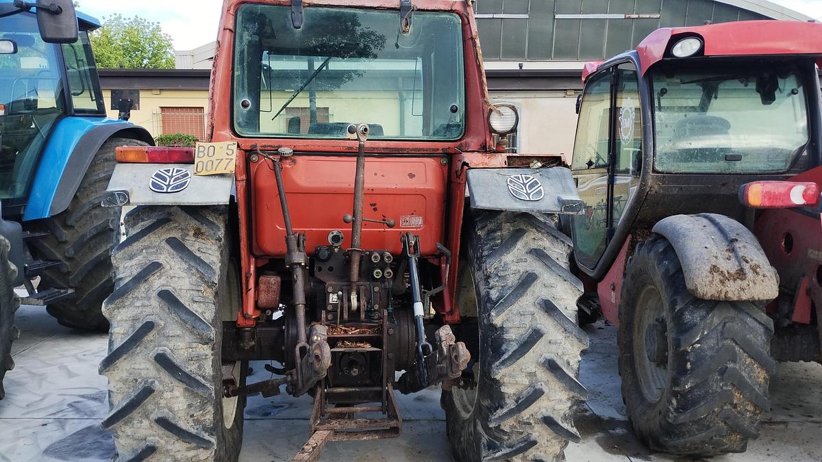 Usato TRATTORE FIAT 70/90 2RM CON CABINA