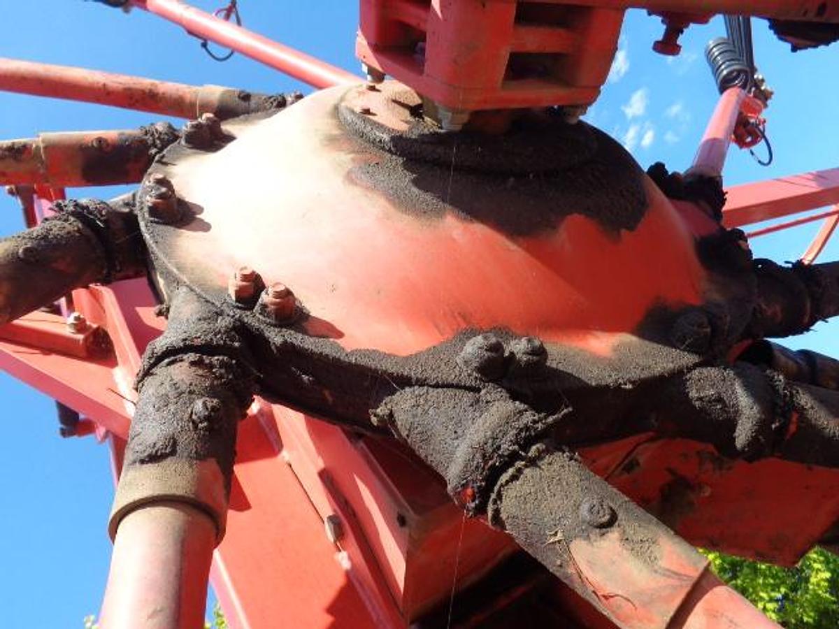 Usato RANGHINATORE KUHN GA 7302 DL