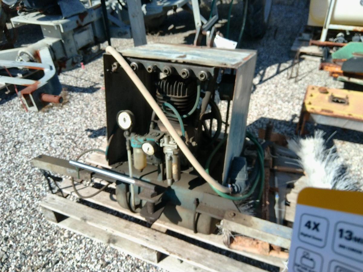 Usato COMPRESSORE PER POTATURE