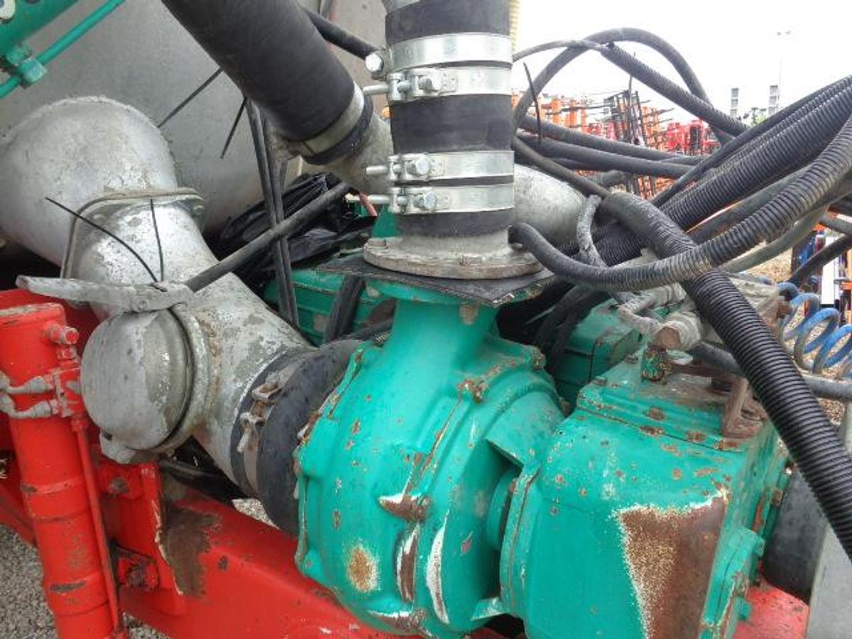 Usato CARRO BOTTE BOSSINI 3 ASSI - IN ARRIVO