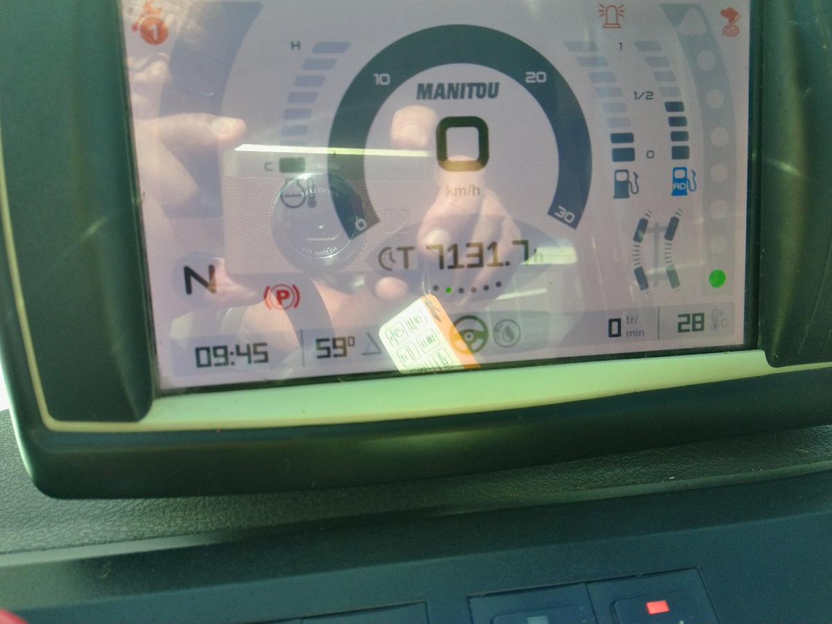 Usato SOLLEVATORE TELESCOPICO MANITOU 940 - ELITE