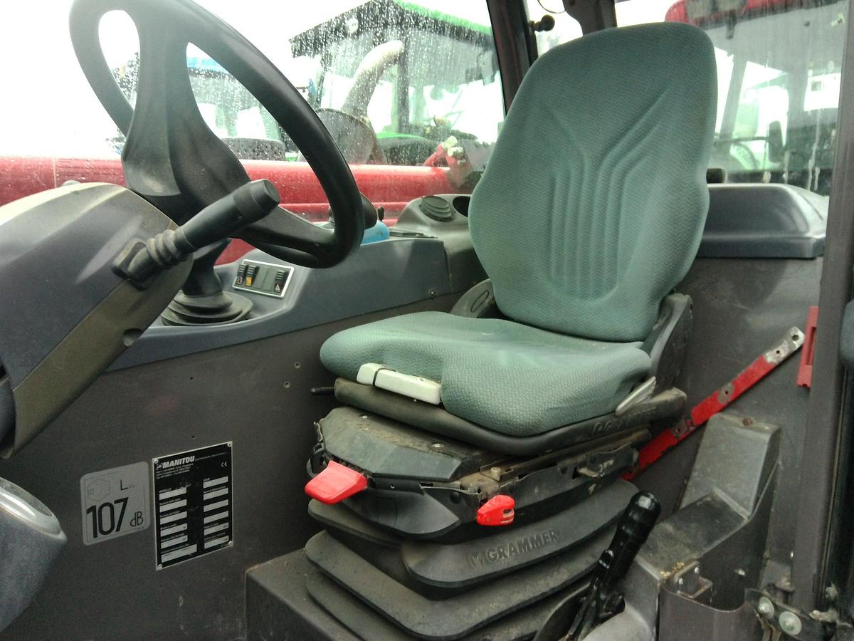 Usato SOLLEVATORE CARICATORE MANITOU MLT 940