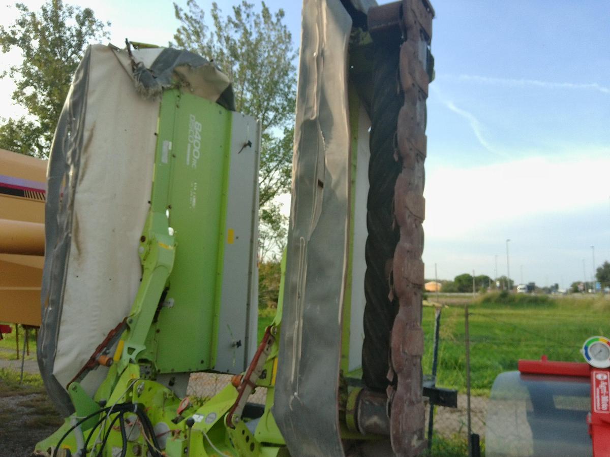 Usato FALCIACONDIZIONATRICE CLAAS DISCO 8400