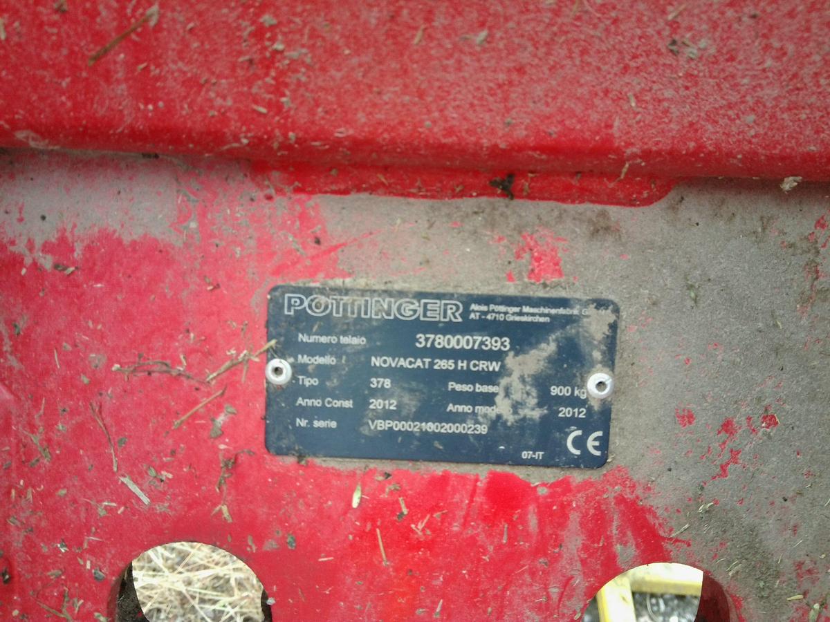 Usato FALCIACONDIZIONATRICE POTTINGER 265