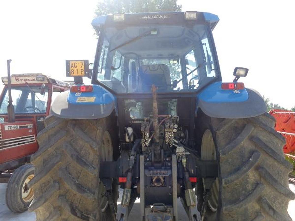 Usato TRATTORE NEW HOLAND 8560