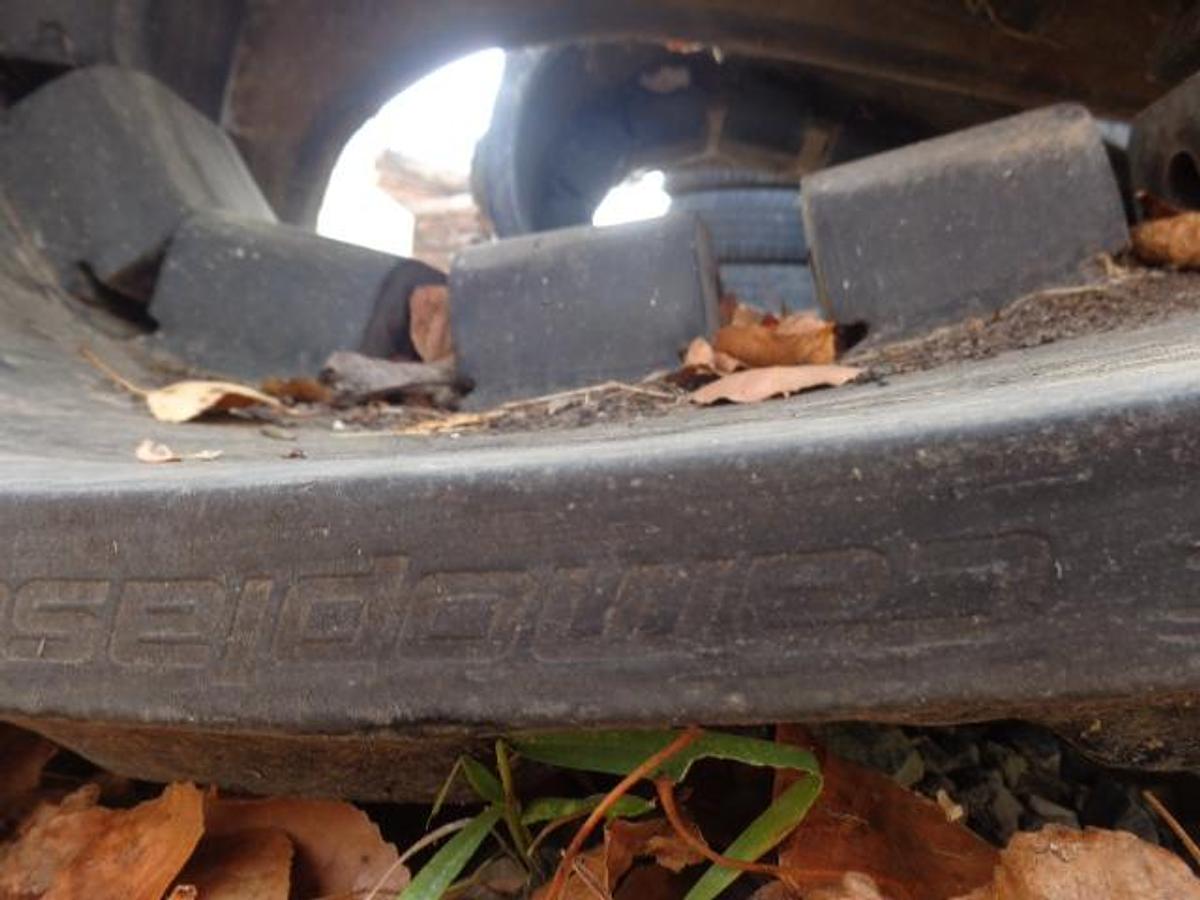 Usato CINGOLI IN GOMMA