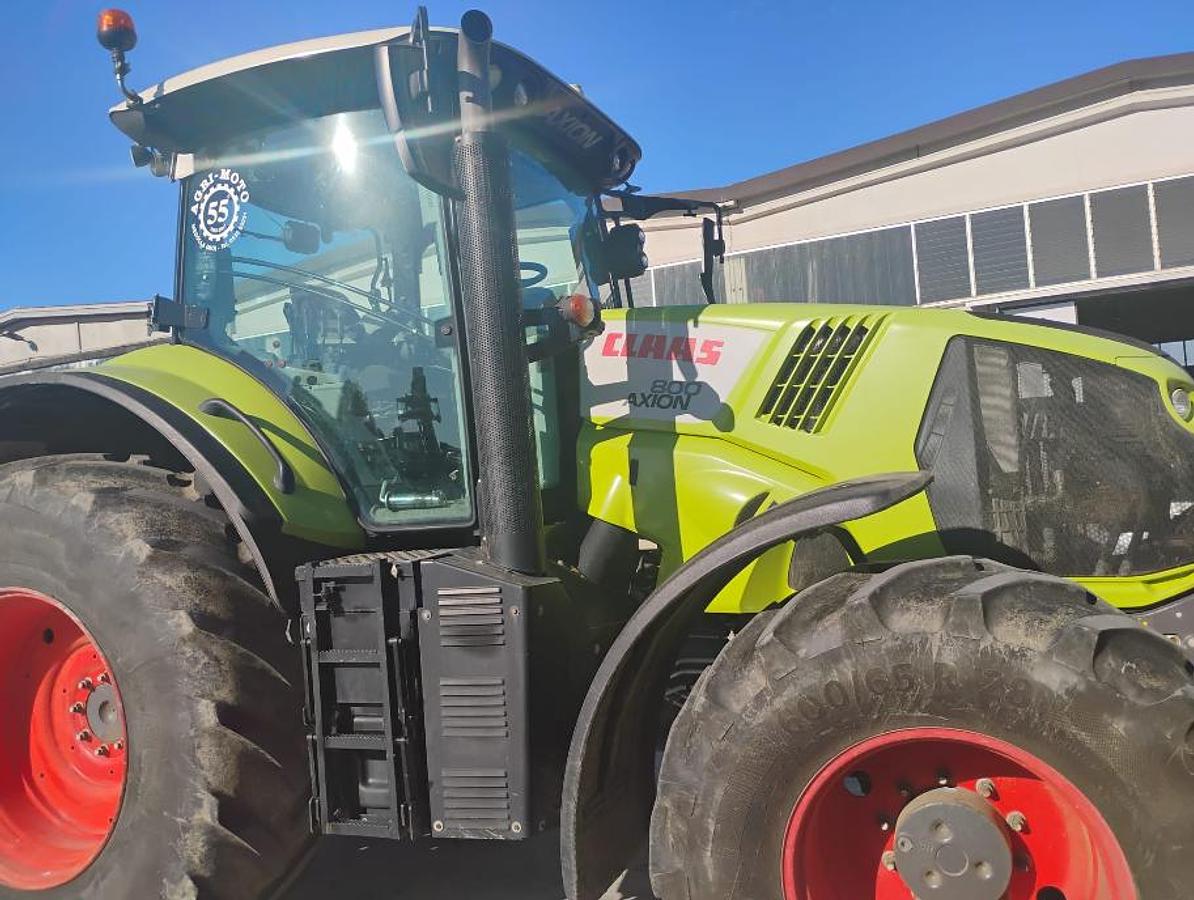 Usato TRATTORE CLAAS AXION 800