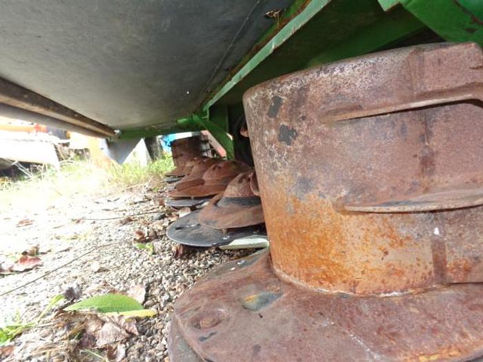 Usato FALCIACONDIZIONATRICE FRONTALE FENDT