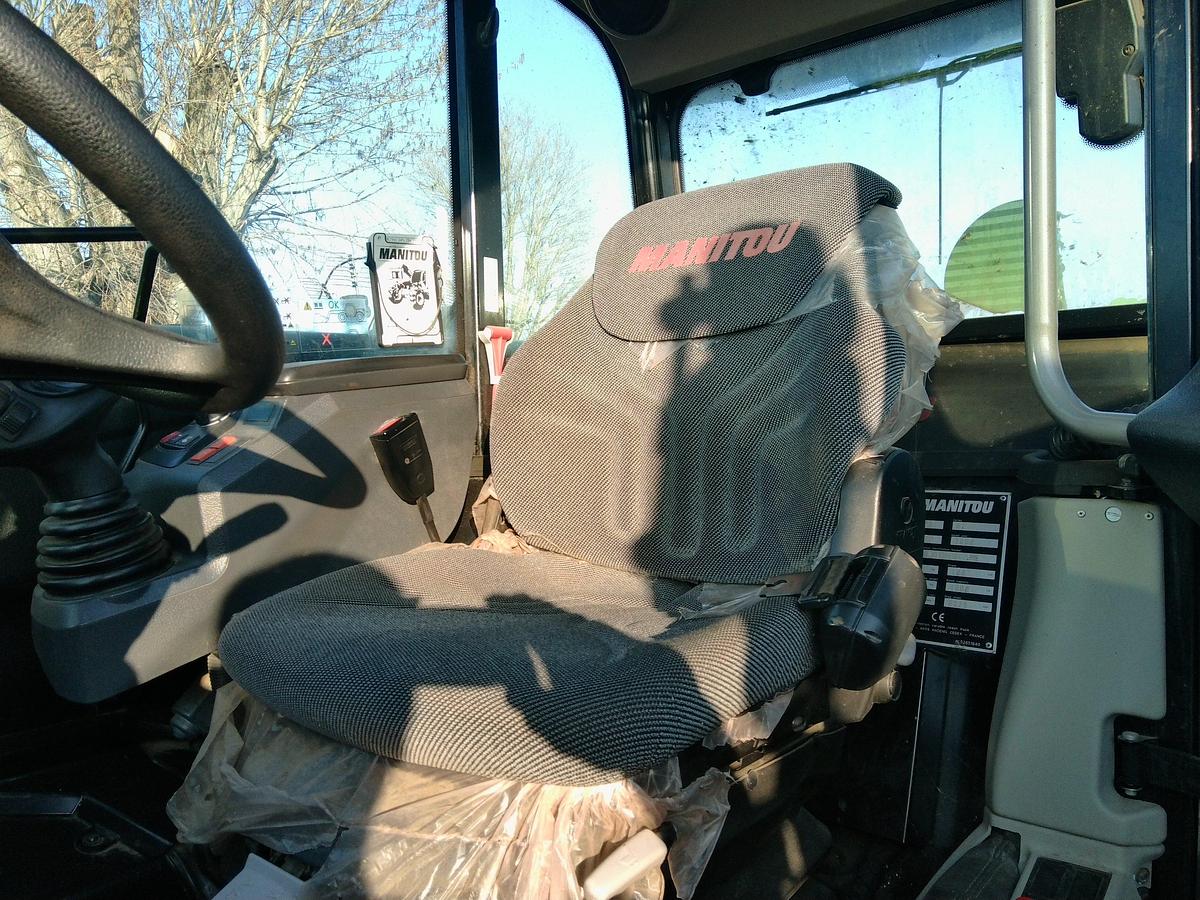 Usato SOLLEVATORE TELESCOPICO MANITOU940 CLASSIC