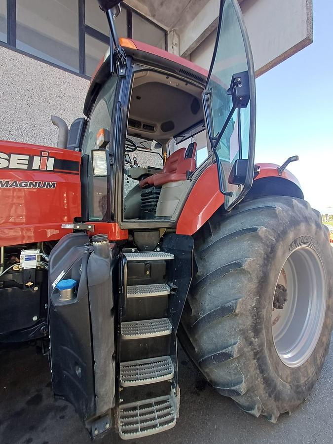 Usato TRATTORE CASE MAGNUM 370