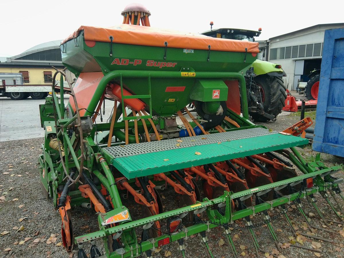Usato SEMINATRICE COMBINATA AMAZONE