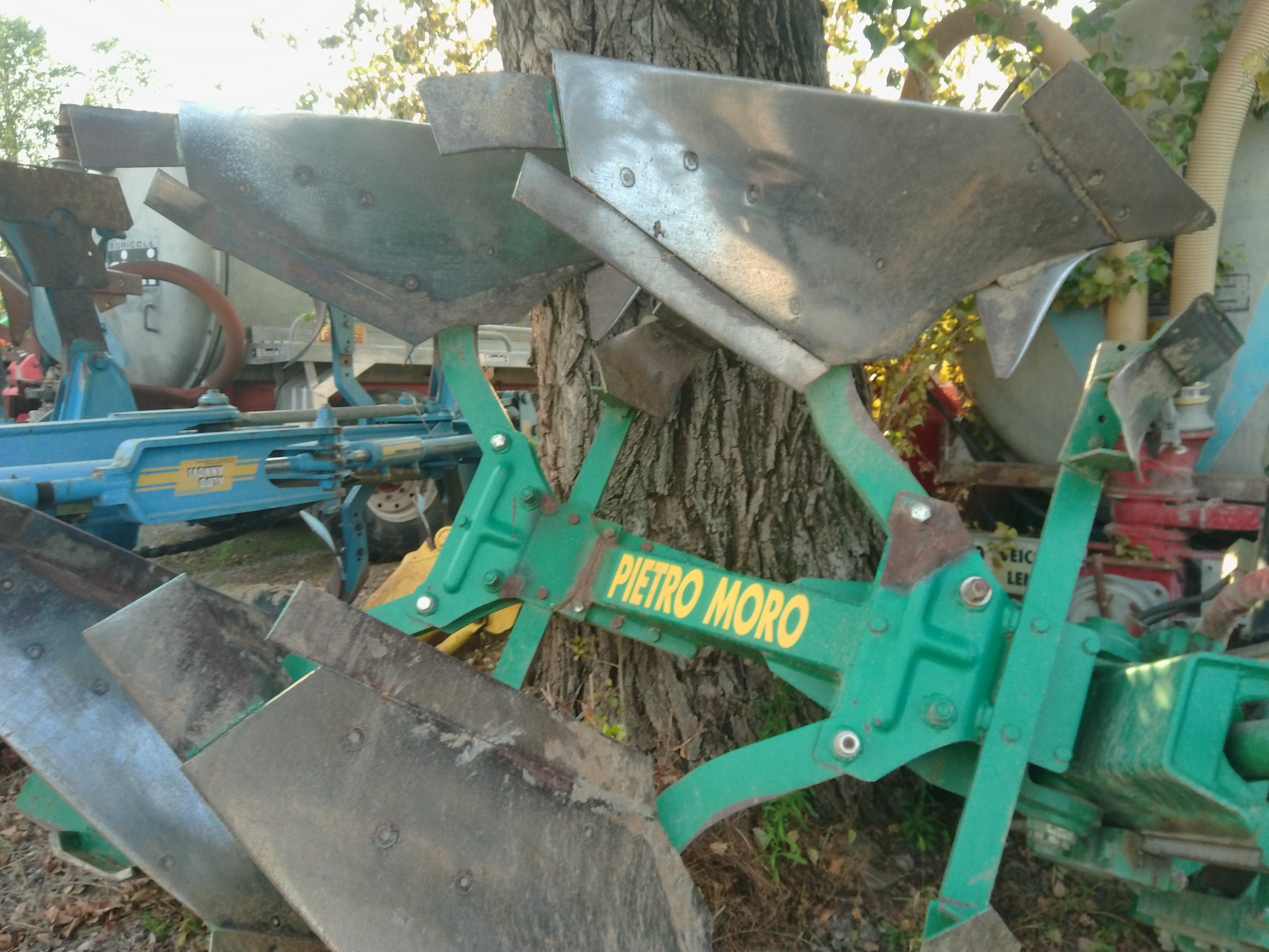 Usato ARATRO MORO BIVOMERE