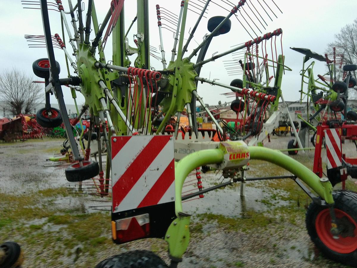 Usato RANGHINATORE CLAAS LINER 2900