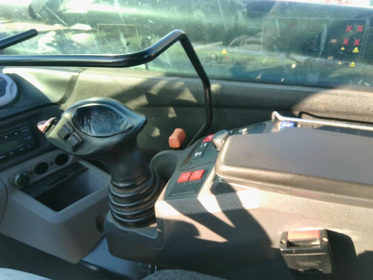 Usato SOLLEVATORE TELESCOPICO MANITOU940 CLASSIC