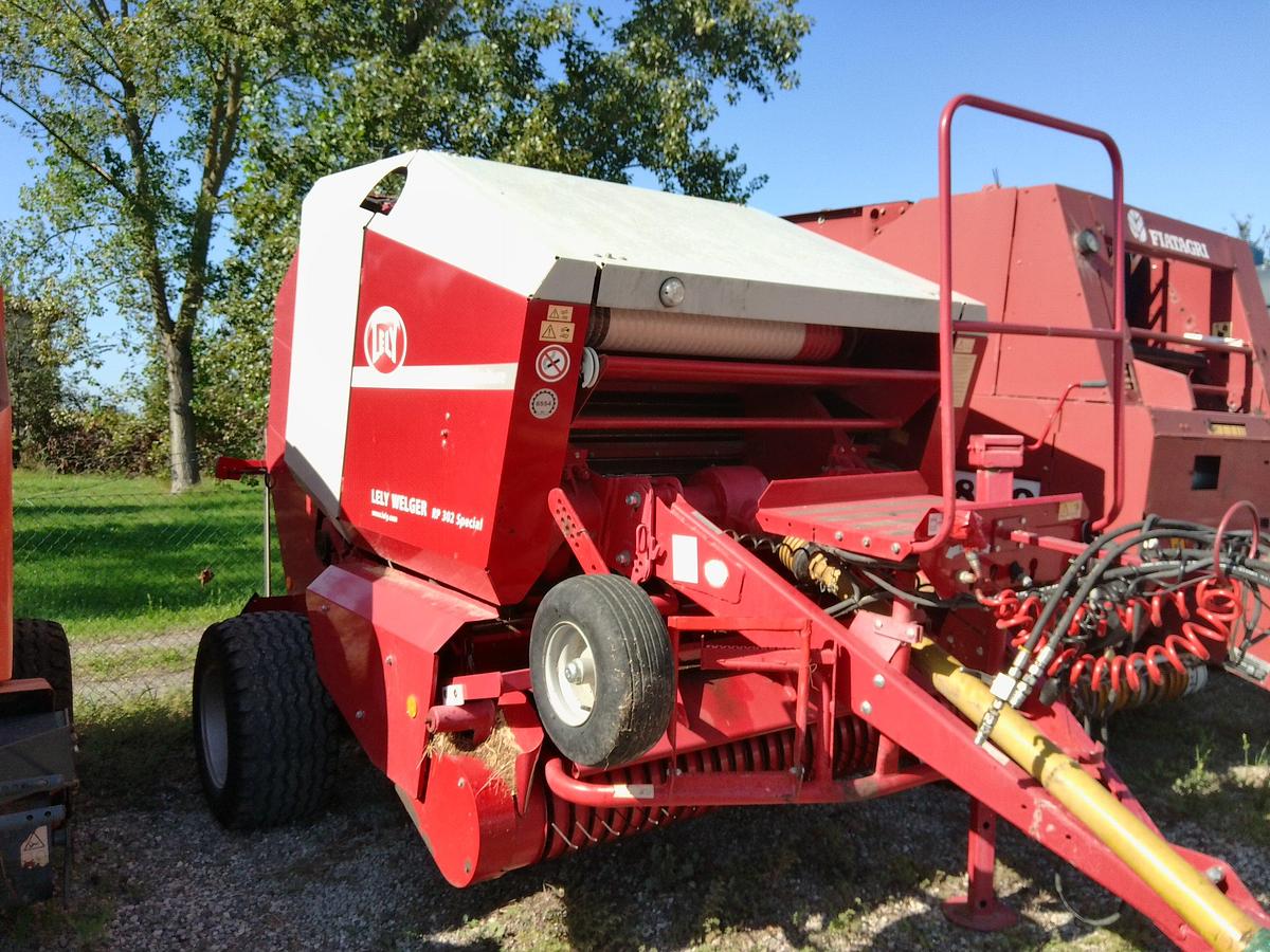 Usato ROTOPRESSA LELY  WELGHER 303