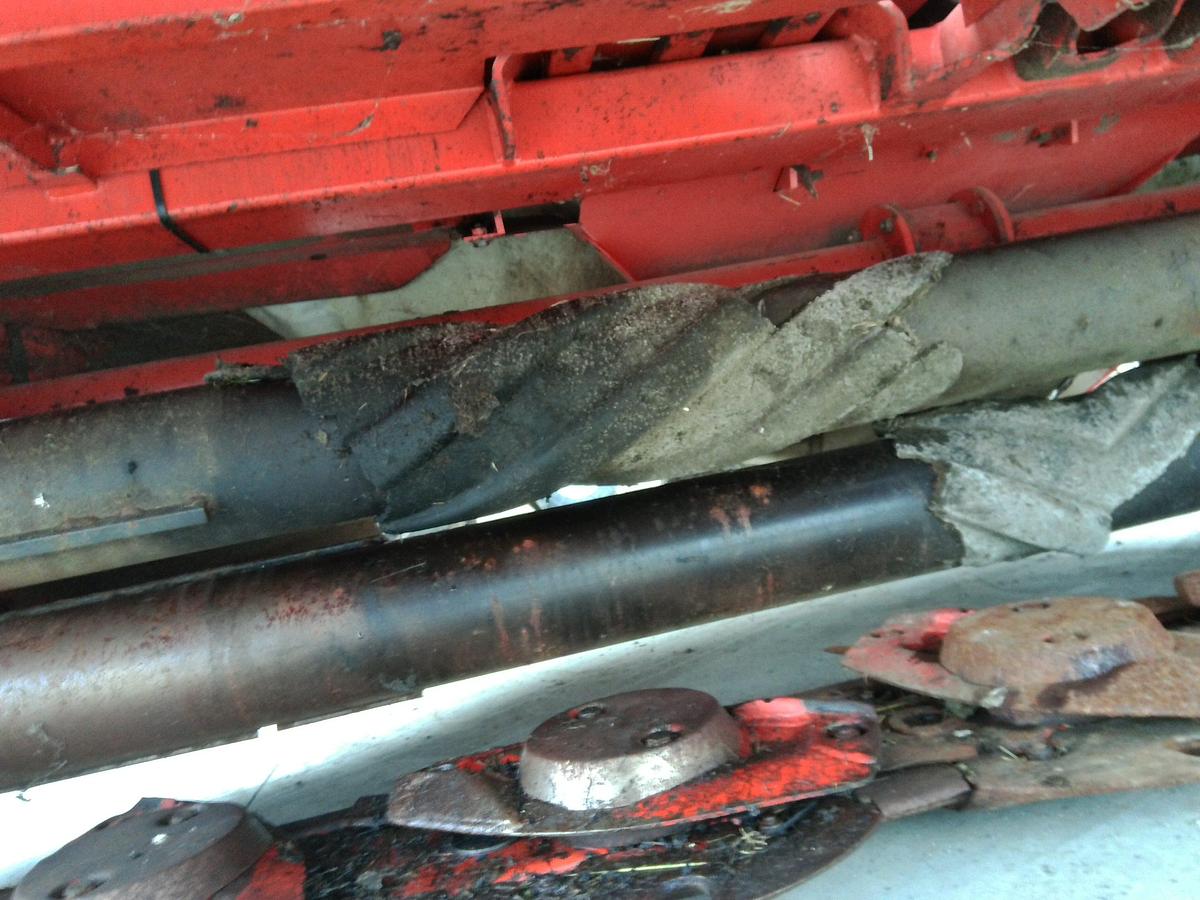 Usato FALCIACONDIZIONATRICE KUHN FC 313 CON RULLI