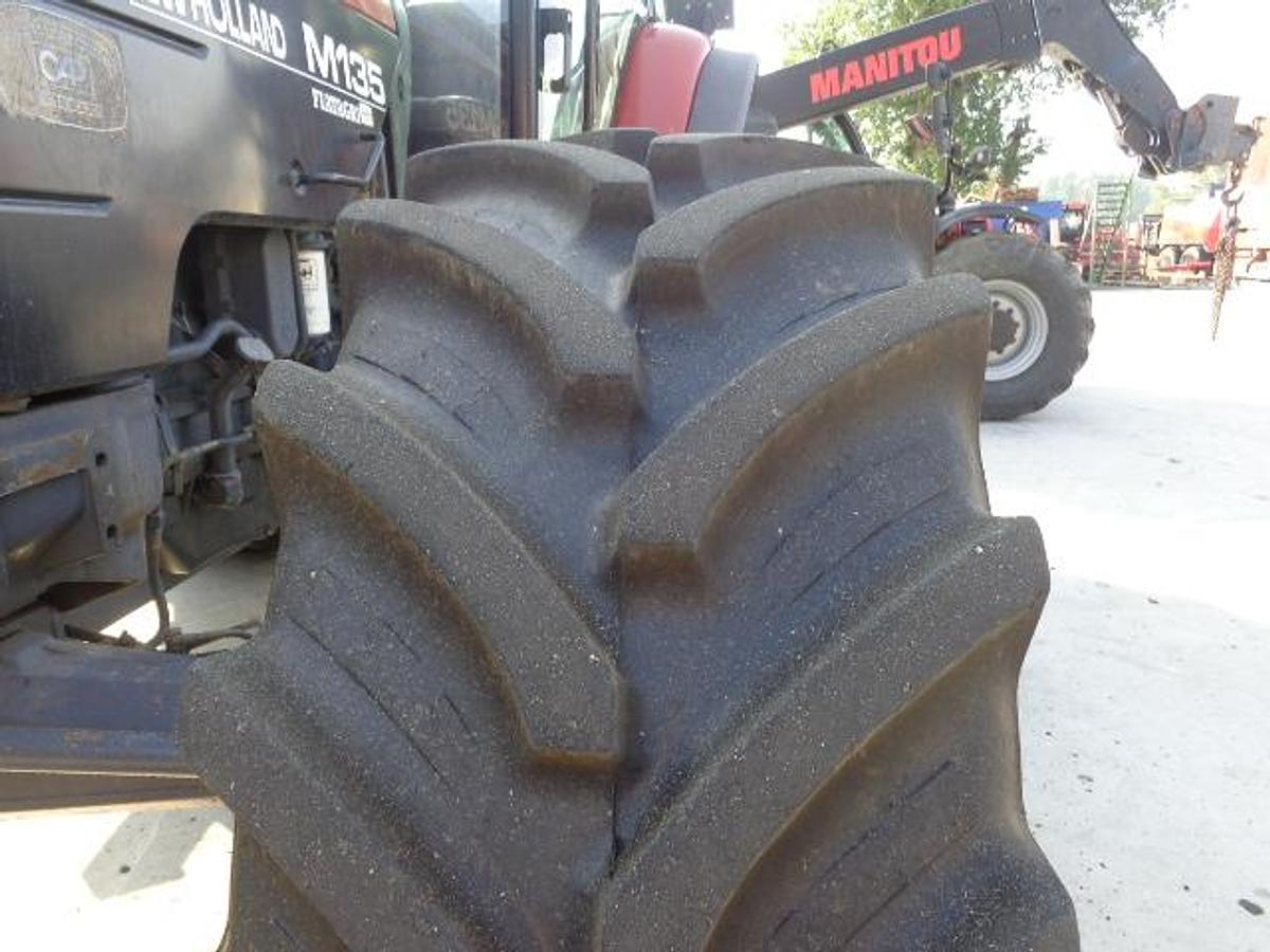 Usato TRATTORE NEW HOLLAND M 135