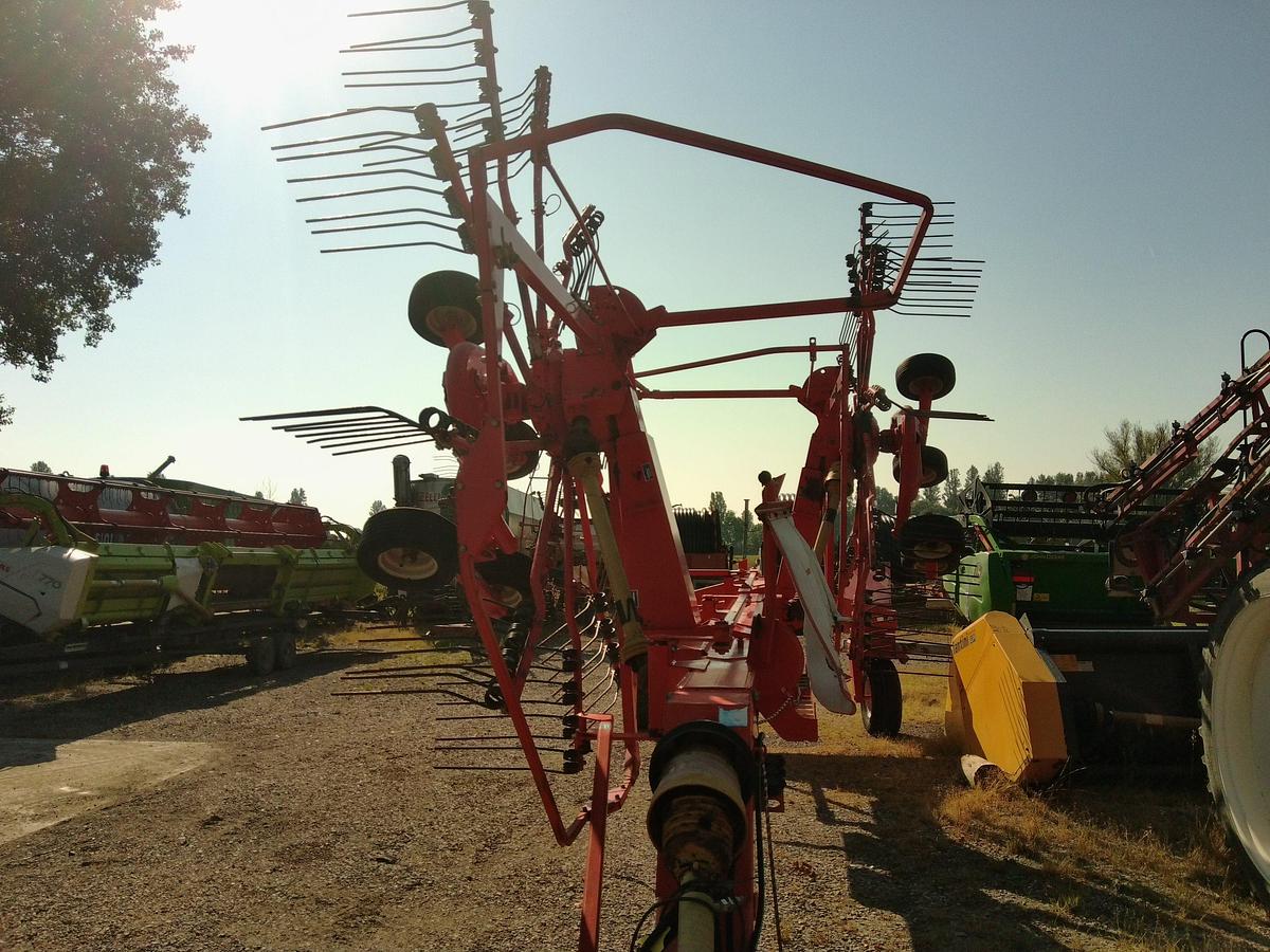 Usato RANGHINATORE KUHN GA 7302 DL