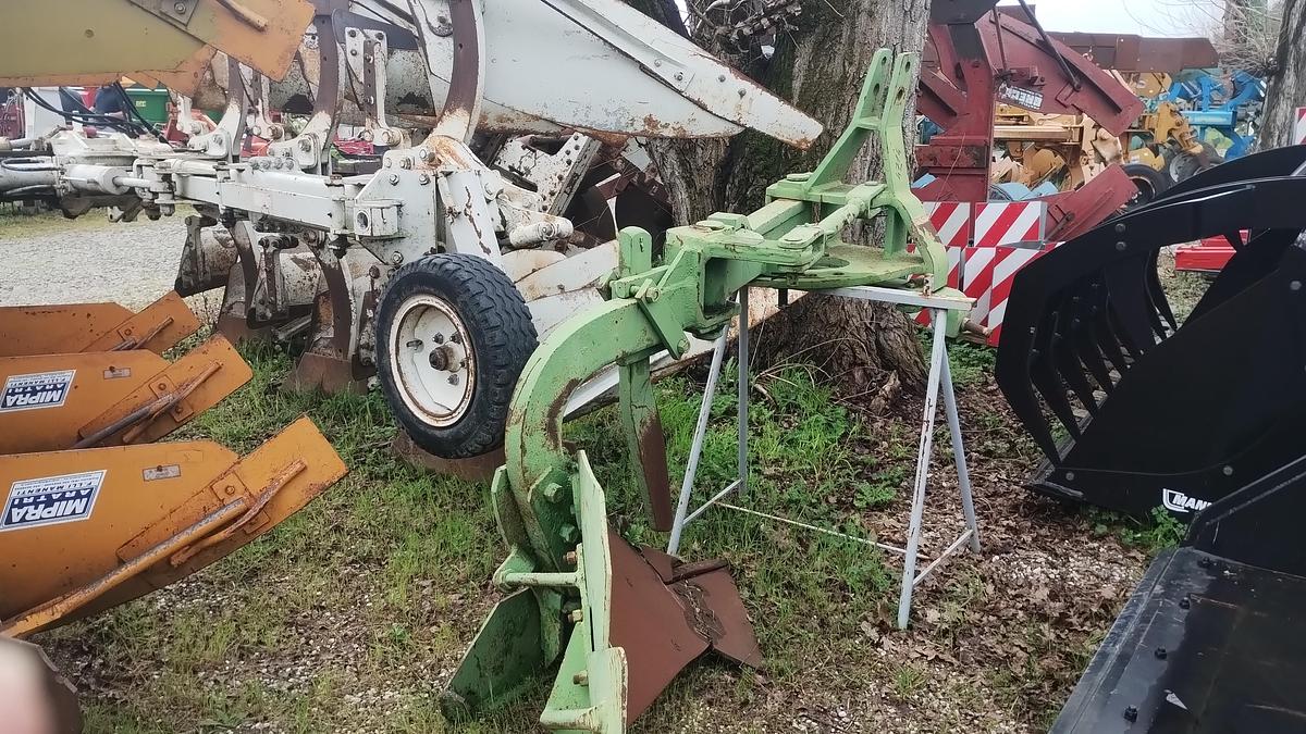 Usato ARATRO MONOVOMERE