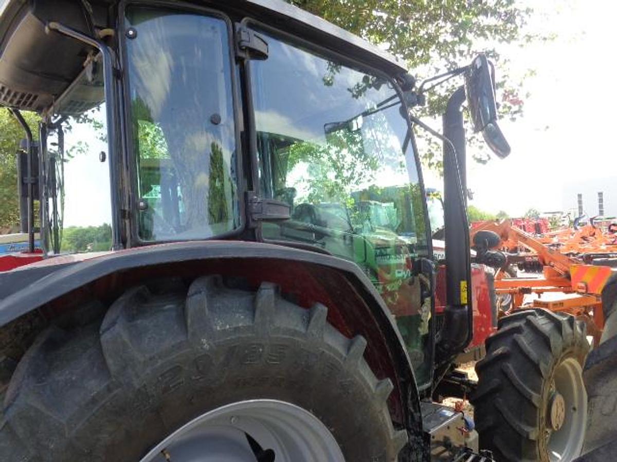 Usato TRATTORE MASSEY FERGUSON 4710M DT