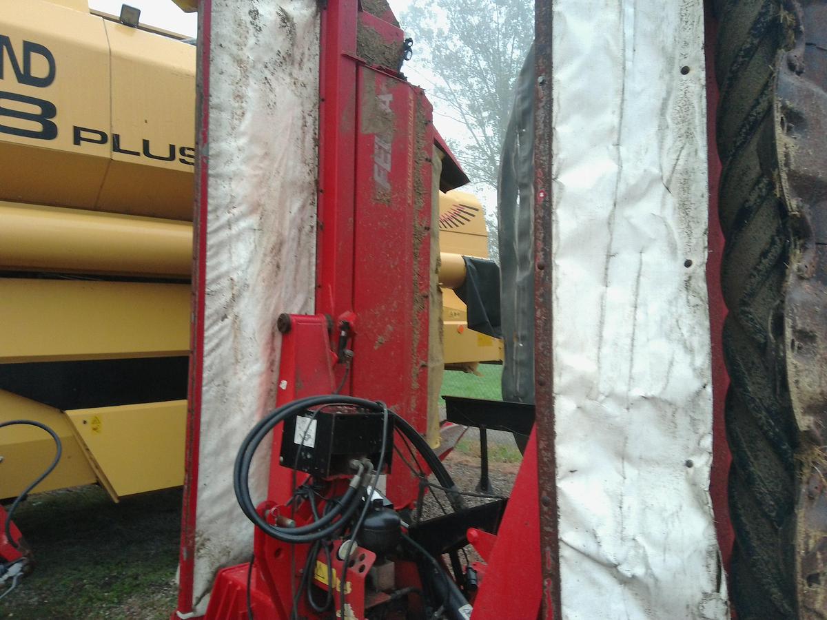 Usato FALCIACONDIZIONATRICE FELLA MT 8.80