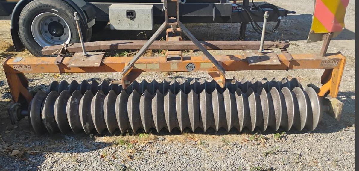 Usato RULLO MA/AG PORTATO/TRAINATO DA MT 280.